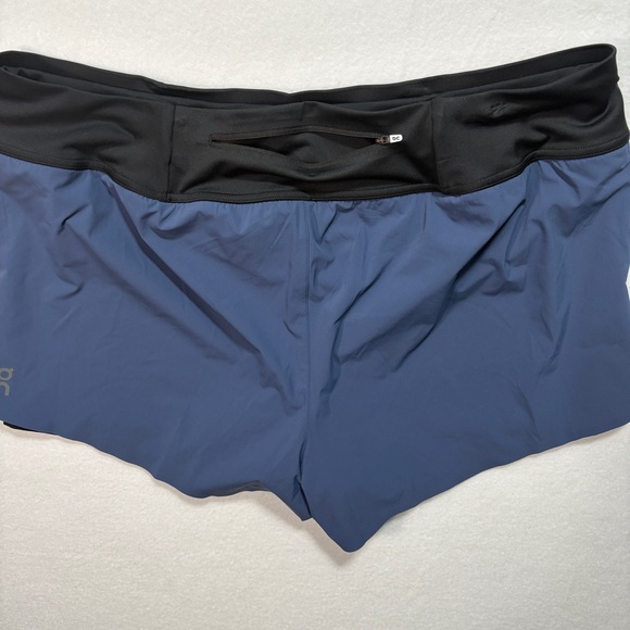 NWT Women's XXL On Cloud Denim Black On Running Shorts - Picture 5 of 8